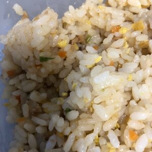 余りの漬物で、炒飯